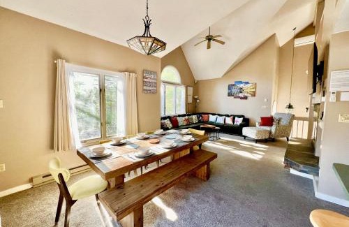 Lake Harmony House | Lake Harmony 4bdrm Ski pool hot tub lake