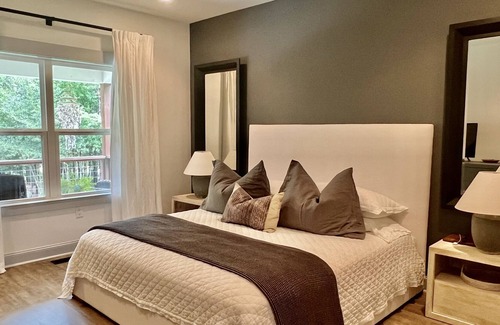 Reed Creek House | Lake Hartwell home, deep water, serene & well appointed, minutes from downtown!