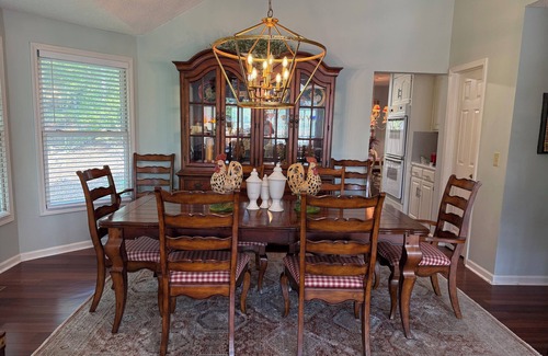 Townville House | Lake Hartwell, SC - 3BR, Sleeps 8, Lake Front, Hot Tub, Game Room!