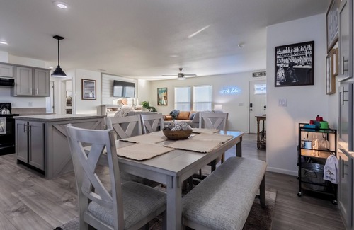 Desert Hills House | Lake Havasu 3BR Home w/Boat Parking, Lake Views + Snowbird Long-Term Welcome