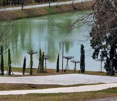 Tsqaltubo Hotel | Lake House