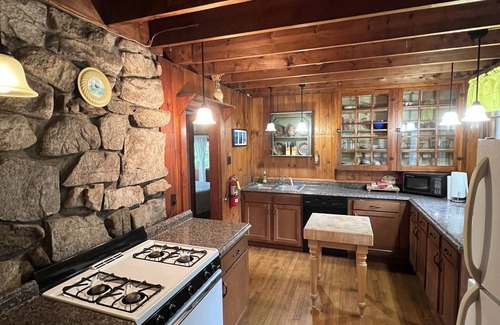Bolton Landing House | Lake House in Bolton Landing on Lake George: Boat Rentals, Paddle Boards, Pool
