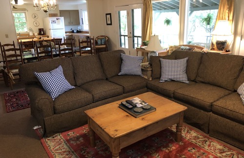 Lakemont House | Lake House On The Water/Beautiful Views