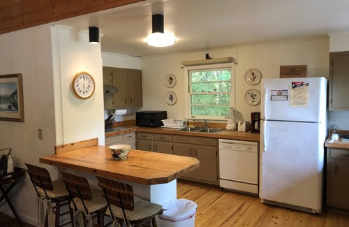 Lakemont House | Lake House On The Water/Beautiful Views