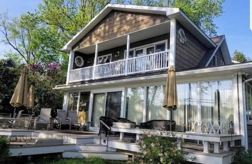 East Berne House | Lake House Retreat,fishing, hiking, bike and more