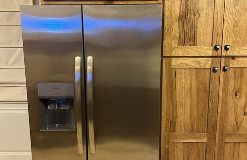 Pymatuning Central Cabin | Lake House Steps from Pymatuning