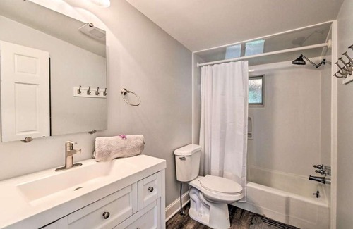 Stoughton House | Lake House-Stoughton