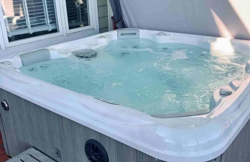 Hopatcong House | Lake house