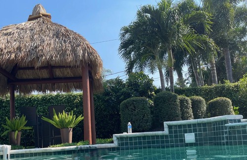 Lake Ida Shores House | Lake Ida Oasis home with amazing pool