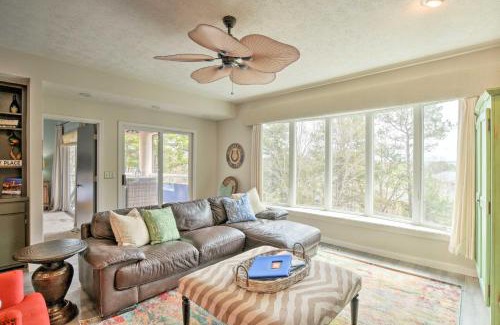 Salem Apartment | Lake Keowee Resort Condo with Balcony and Pool Access!