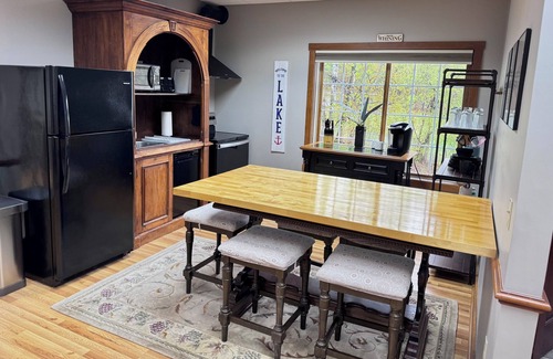Gilford Condo | Lake Life 2 Bedroom Condo