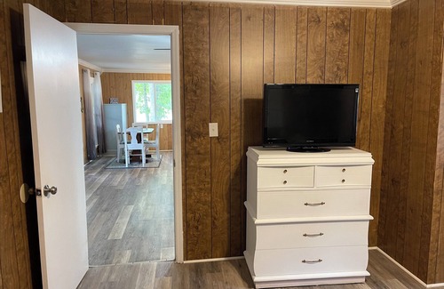 Liberty Hill Cottage | Lake Life at Wateree w/Private Dock-Close to Marina