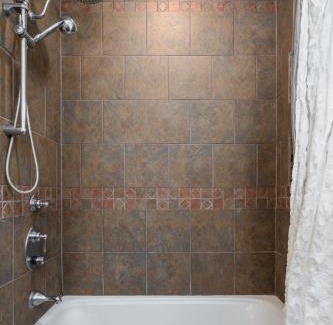 Douglas House | Lake Life Getaway - Condo near downtown!