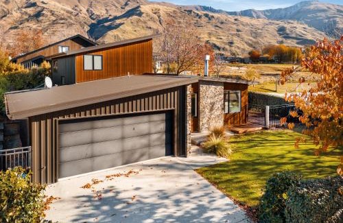 Wanaka House | Lake Living That Wanaka Tree