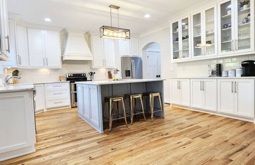 Belmont House | Lake luxury, Sleeps 16, 3800+ sq/ft