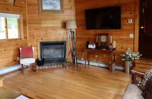 Bradford House | Lake Massasecum Waterfront Home