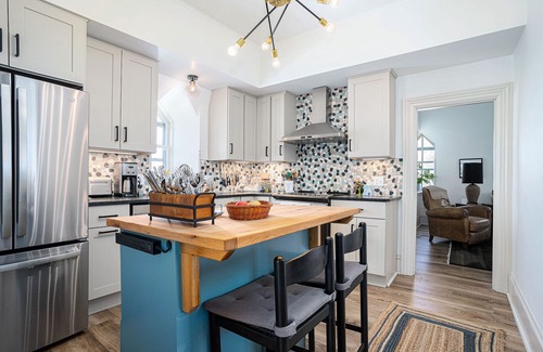 Grand Haven Apartment | Lake Michigan Designer Apartment in Historic Home