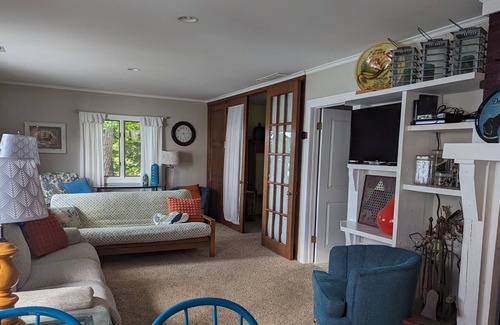 Shelby House | Lake Michigan Home, on the Water, Just 25 Steps to the Beach! Well kept property