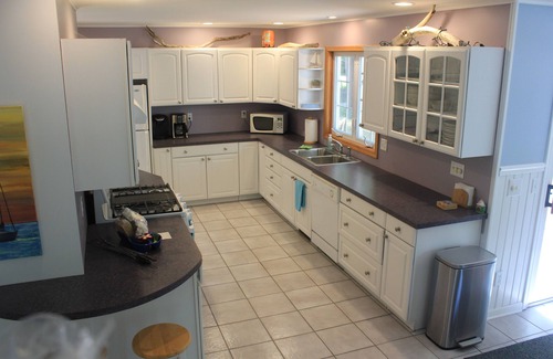 Mears House | Lake Michigan House with private beach access - Oberon Cottage