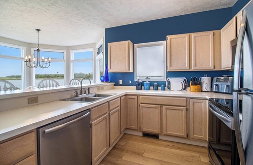 Manistee Condo | Lake Michigan Walkout Condo, One-Level Easy Access