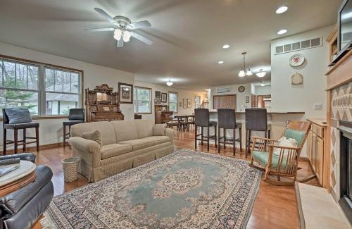 Douglas House | Lake Michigan Waterfront Home 1 Mile to Downtown!