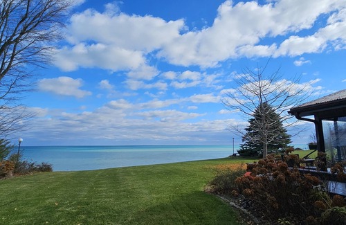 Racine Villa | Lake Michigan Waterfront Designer Villa