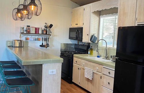 Crestline Cabin | Lake, Mountain and Forest View Cabin in Crestline