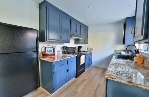 Orangevale House | Lake Natoma Retreat - minutes from Downtown Folsom - 3 Beds 2 Baths
