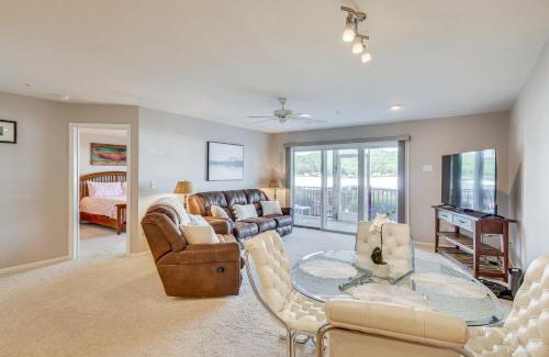 Camdenton Apartment | Lake of The Ozarks Condo with Pool in Camdenton