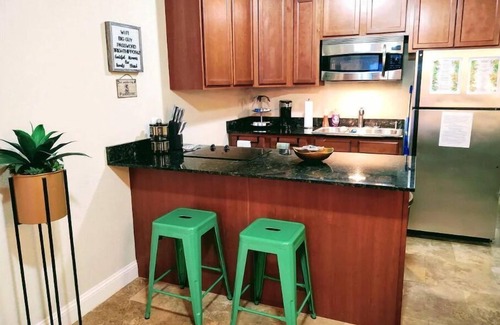 Mid America Condo | Lake Paradise