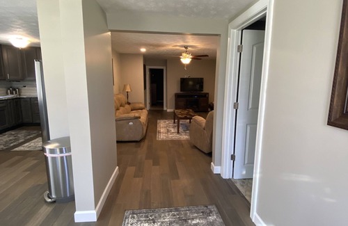 Gilbertsville House | Lake Retreat