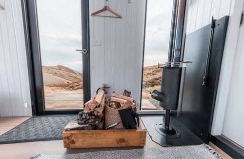 Mt Lyford House | Lake Stella Mountain Retreat 3 - Hawke Eye by Tiny Away