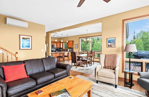 Lutsen House | Lake Superior view, 4-bed, short drive to Lutsen Mtn