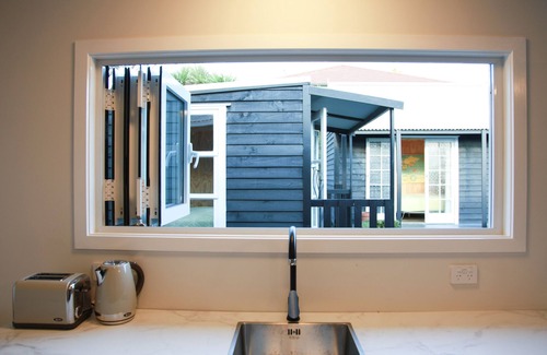 Rainbow Point Cabin | Lake Taupo Family/Friends Accommodation
