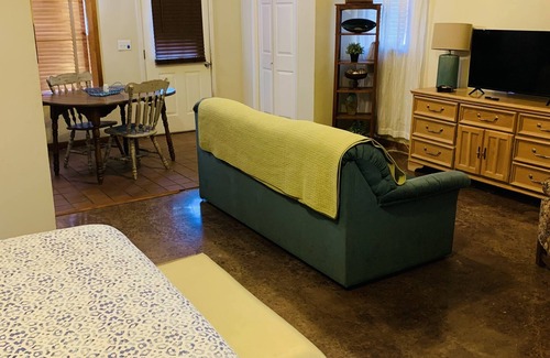 Mead Apartment | Lake Texoma is 2 minutes away from this cozy studio apartment.