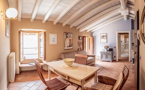 Laglio Apartment | Lake View 16