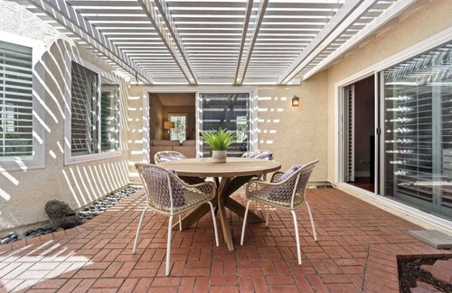 Woodbridge House | Lake View｜Backyard｜Communal Pool｜Lovely Vacation Home #41553