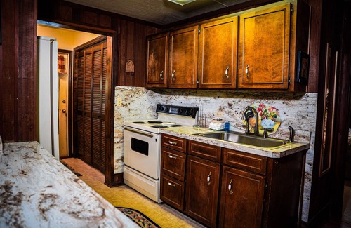 Pine Mountain Ski Chalet | Lake View chalet with screened in porch perfect for weekend getaway!