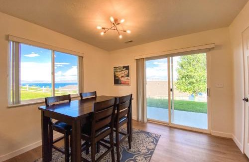 Harbor Village House | Lake View Condo 902 4