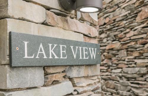 Windermere Apartment | Lake View