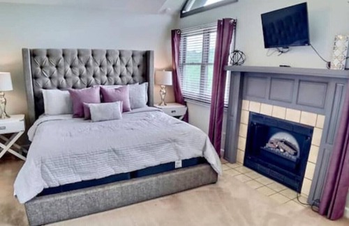 Holiday Island House | Lake View Lagoon~WiFi~Jacuzzi
