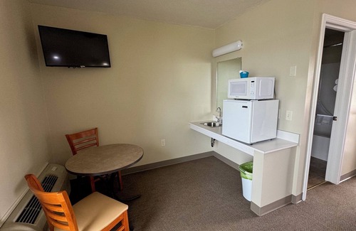 Lake City House | Lake View Motel & Gift Shop - Lakeview Two Double Up