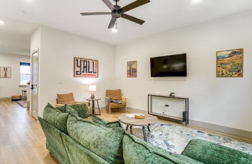 Lone Star House | Lake-View Retreat with Games and Yard in Daingerfield