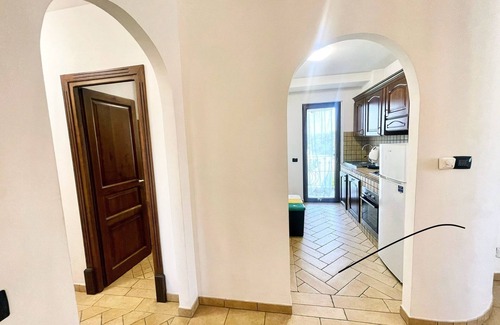 Montefiascone Villa | LAKE VIEWS BOLSENA-EXCLUSIVE VILLA/POOL/JACUZZI/SLEEPS 16/CHILDRENS PLAYGROUND