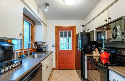 Miami Park House | Lake Views, firepit and summer fun at Haven Fun