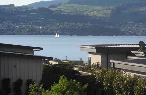 Rainbow Point Apartment | Lake Views From 3 Mile Bay, SPA, lake close, self contained apartment, EV Charge