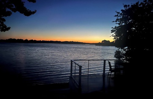 Centerville House | Lake Wequaquet House .Feet from the Water, newly renovated