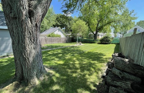 Oshkosh House | Lake Winnebago Retreat