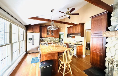Lochmere House | Lake Winnisquam water front home