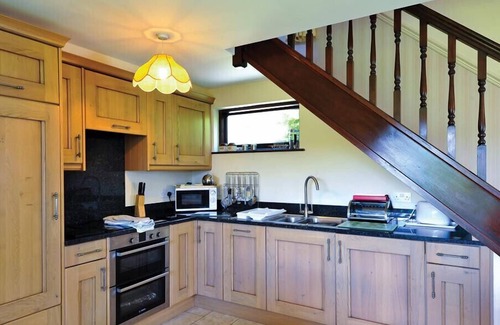 Near Sawrey Cottage | LAKEFIELD COTTAGE, pet friendly, with a garden in Hawkshead